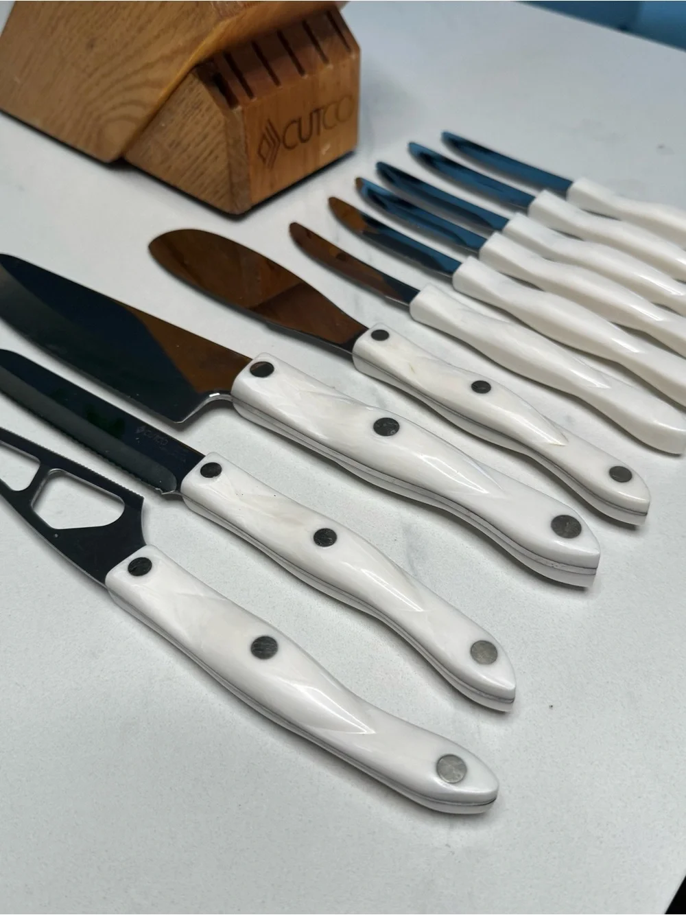 Cutco Pearl White Knife Set 11-Piece Set w/Wooden Block Holder Sharp